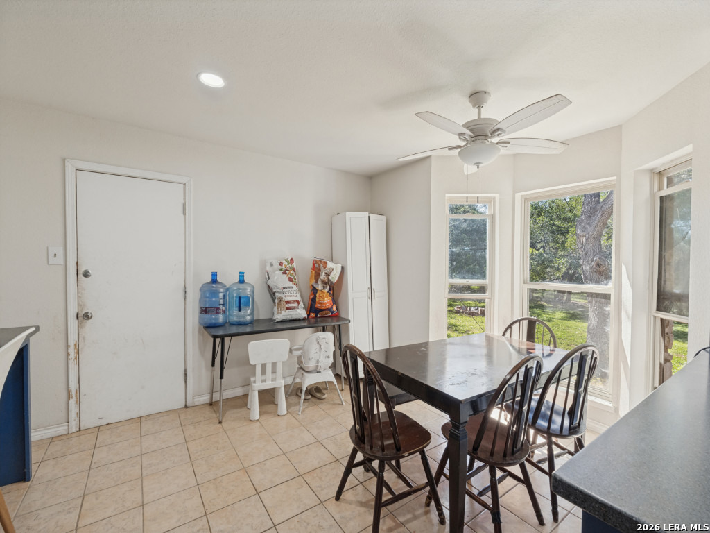1705 Rolling Hills Rd, Blanco, TX 78606