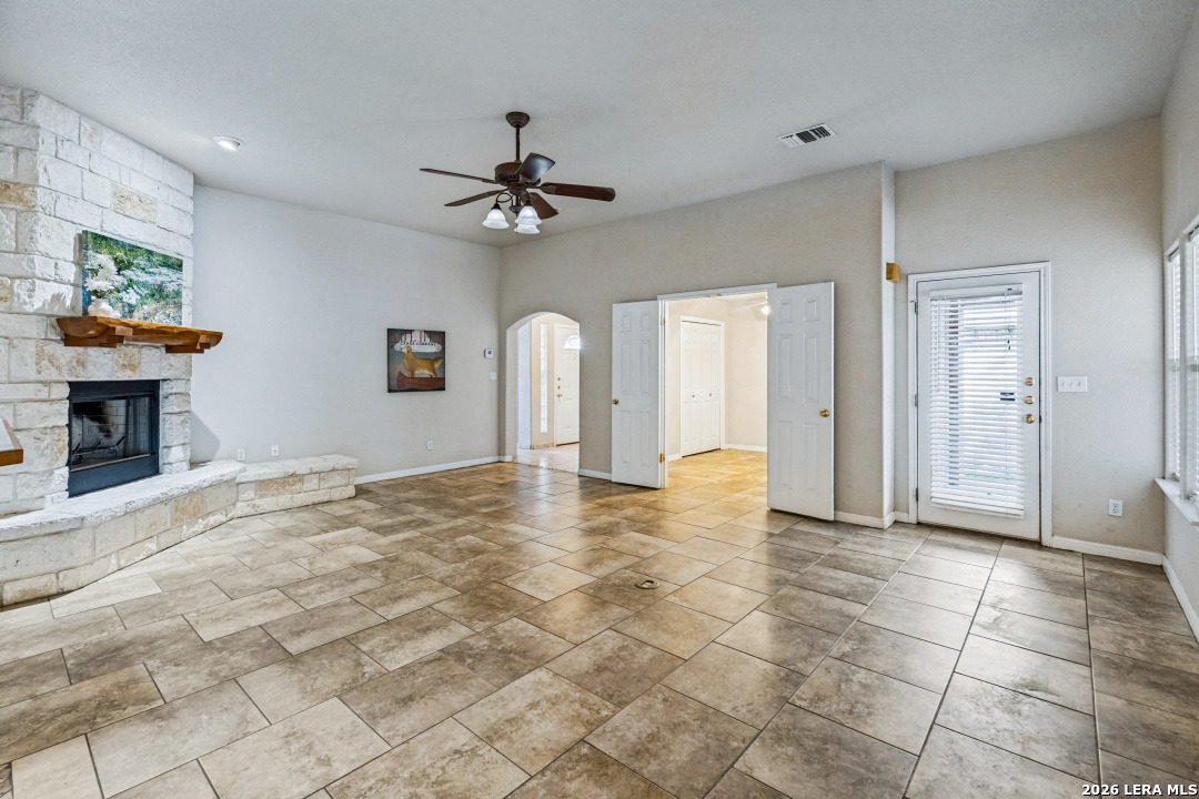 Photo 4 of Single family home for sale at 1571 Dustin Cade, New Braunfels, TX 78130 | MLS# 2024349 | Listing updated on 2026-10-22