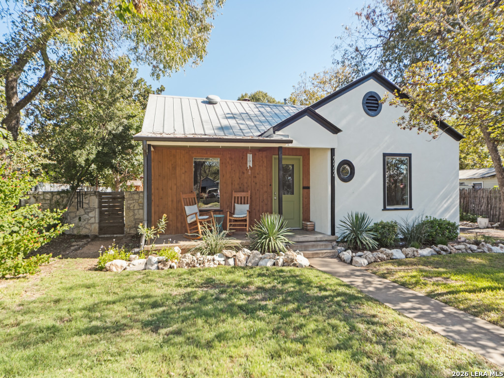 Property photo for 222 W Centre St, Fredericksburg, TX