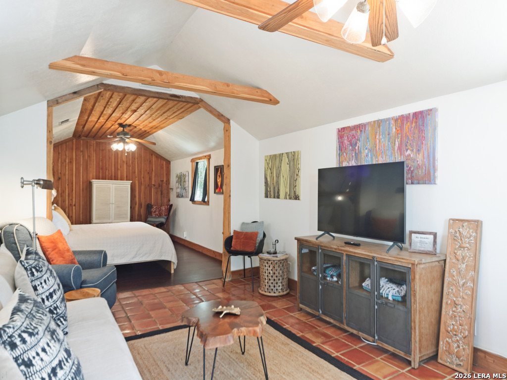 222 W Centre St, Fredericksburg, TX 78624