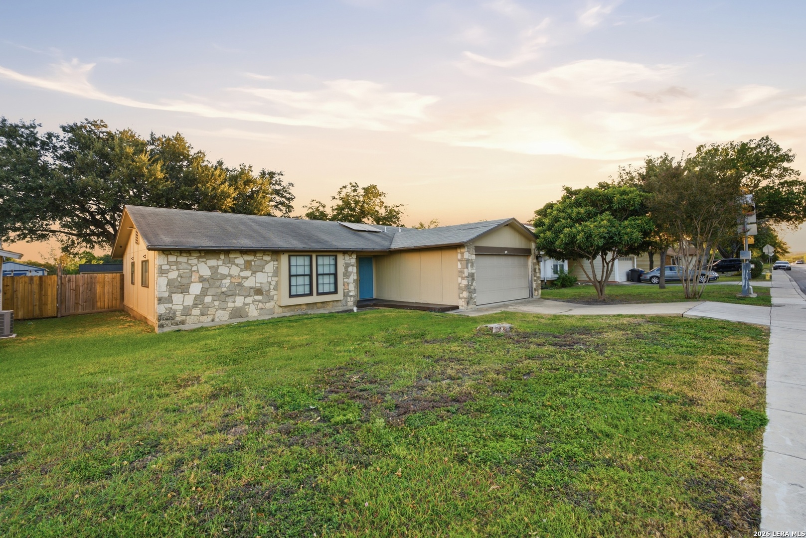 9702 ADAMS HILL DR, San Antonio, TX 78245