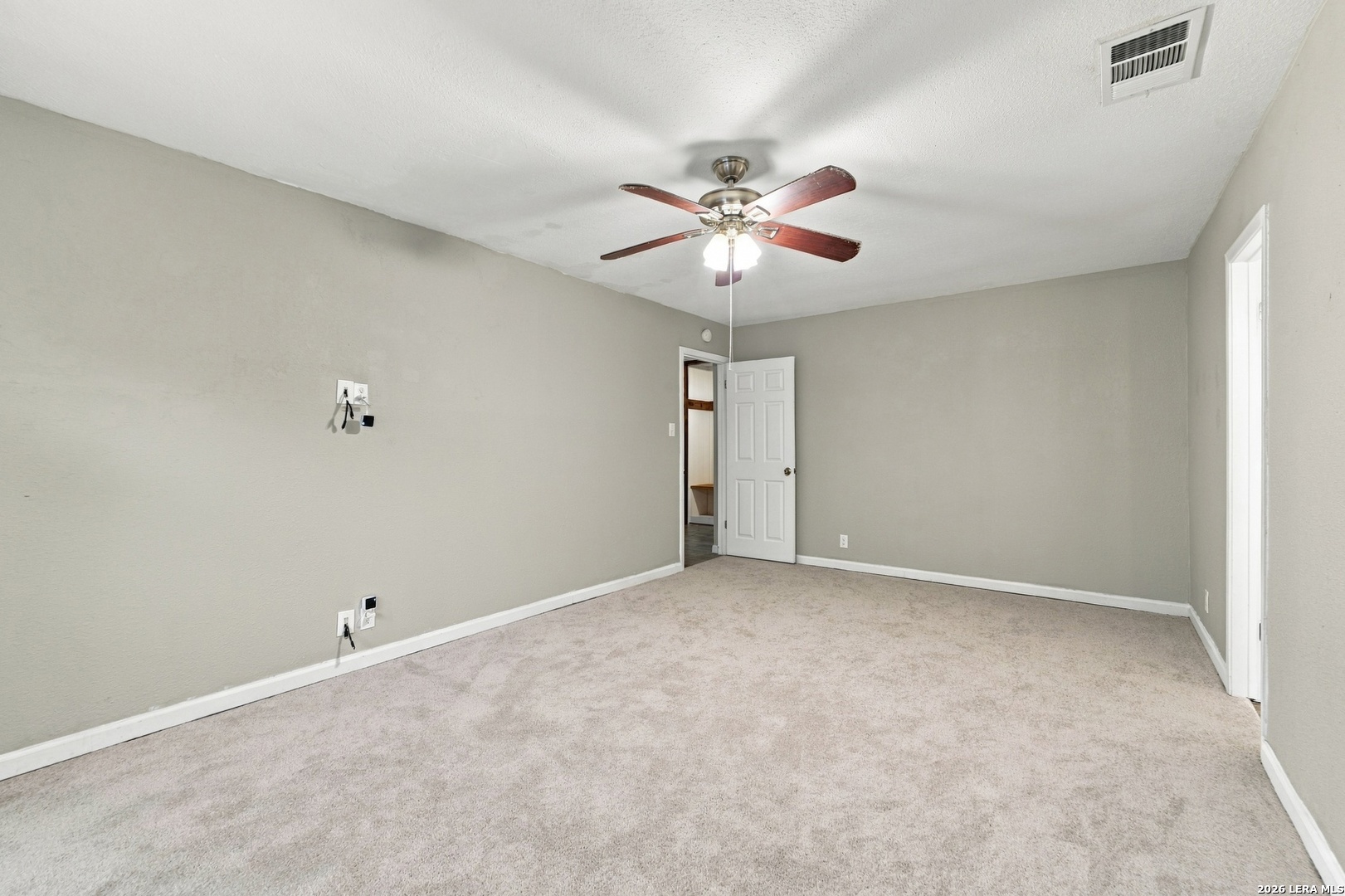 9702 ADAMS HILL DR, San Antonio, TX 78245