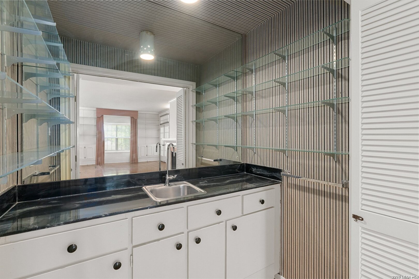 Wet Bar