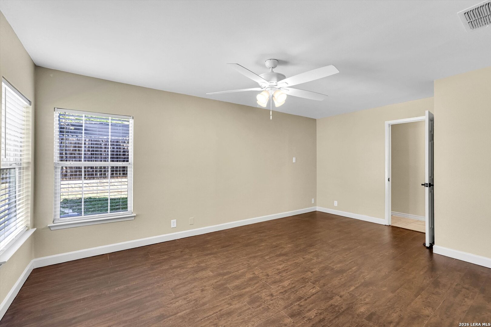 5315 Vista Court Dr, San Antonio, TX 78247