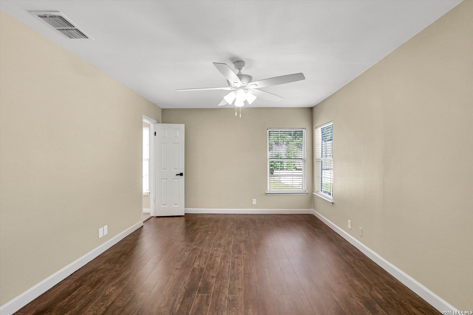 5315 Vista Court Dr, San Antonio, TX 78247