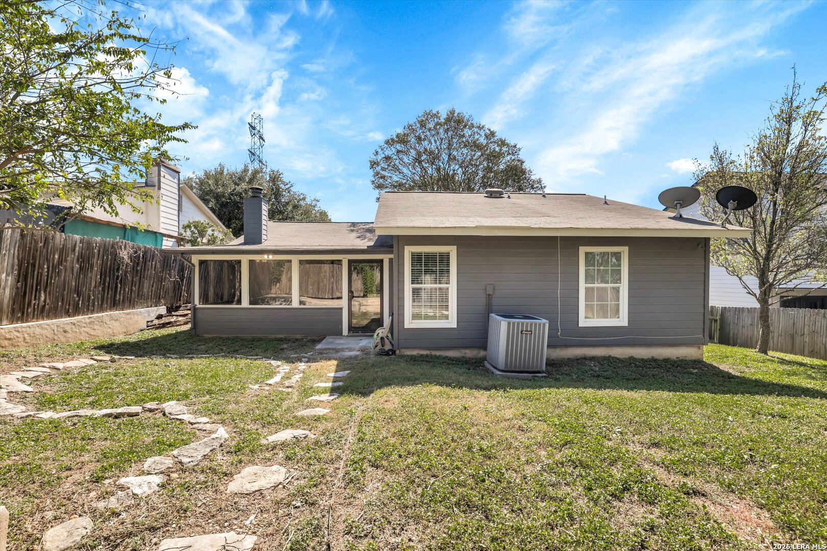 5315 Vista Court Dr, San Antonio, TX 78247