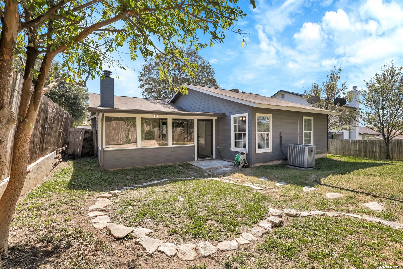 5315 Vista Court Dr, San Antonio, TX 78247
