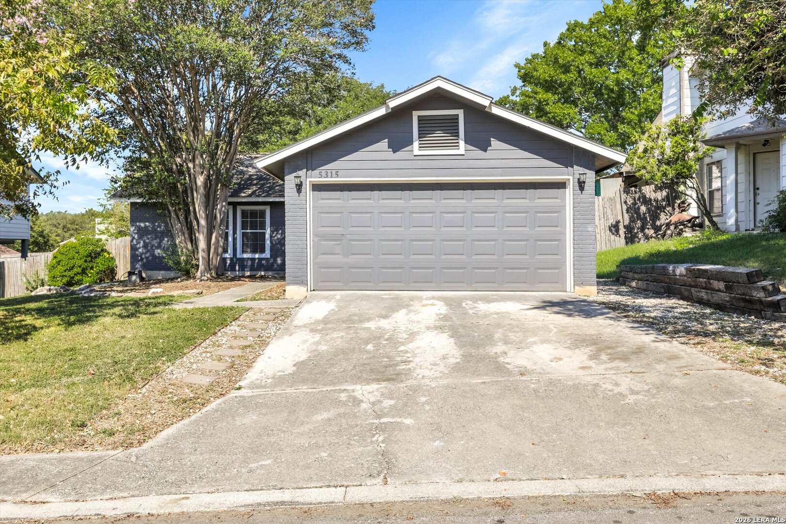 5315 Vista Court Dr, San Antonio, TX 78247