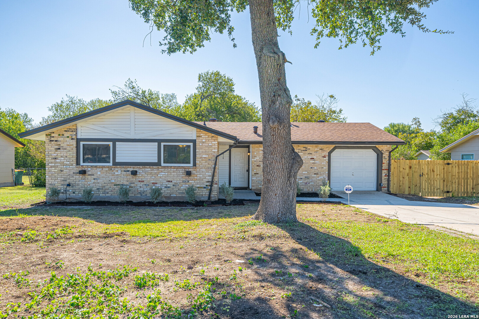 214 Avenue F, Converse, TX 78109