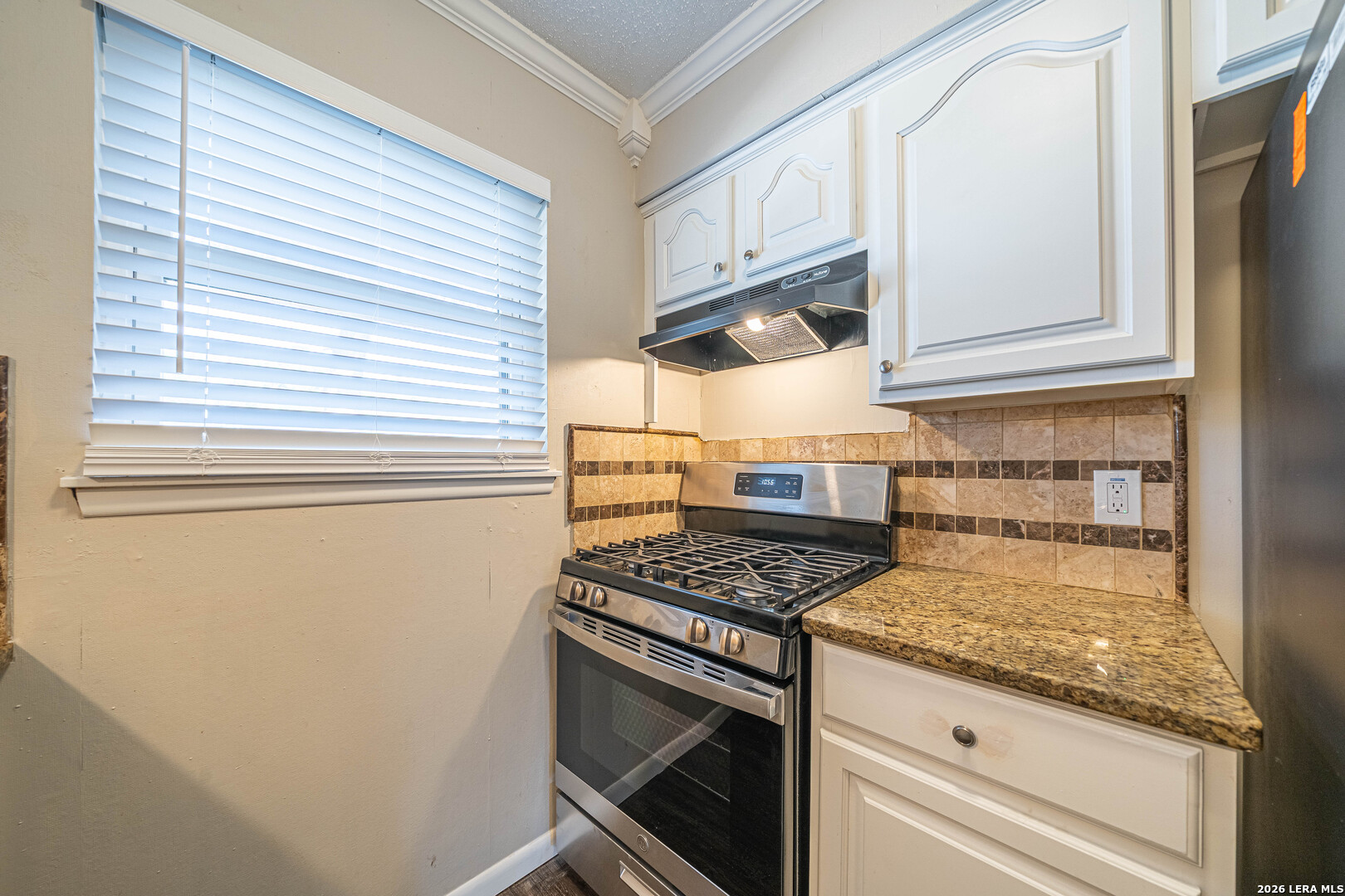 214 Avenue F, Converse, TX 78109