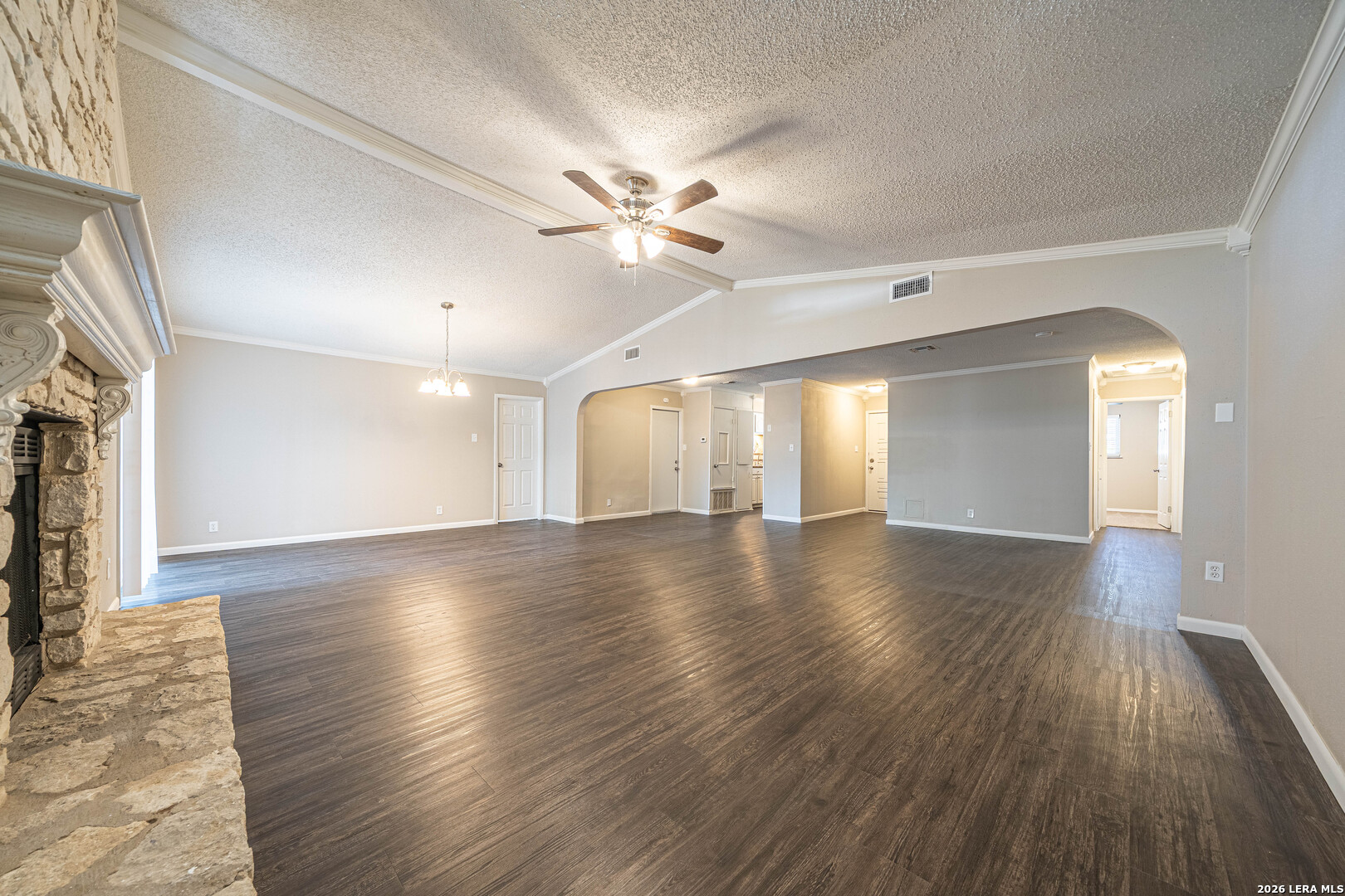 214 Avenue F, Converse, TX 78109