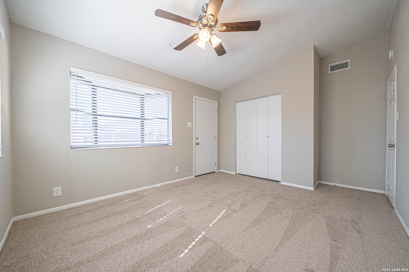 214 Avenue F, Converse, TX 78109
