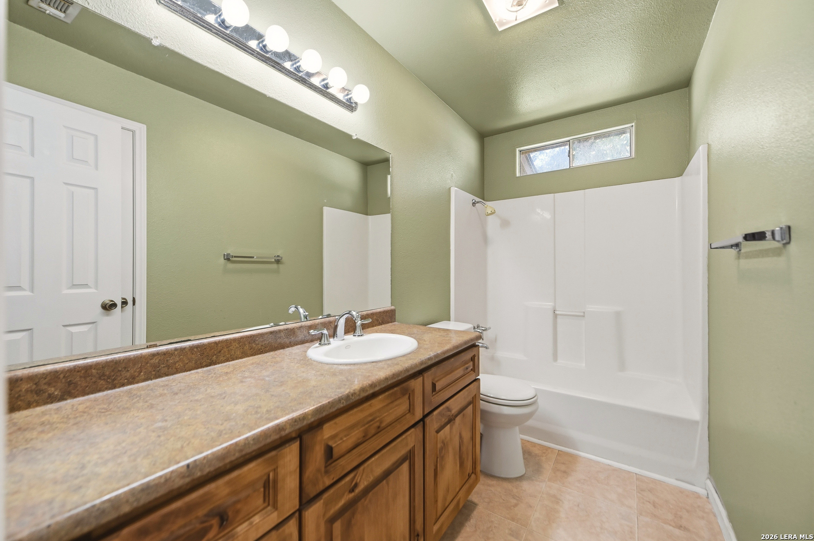 912 HOUSTON ST, Castroville, TX 78009
