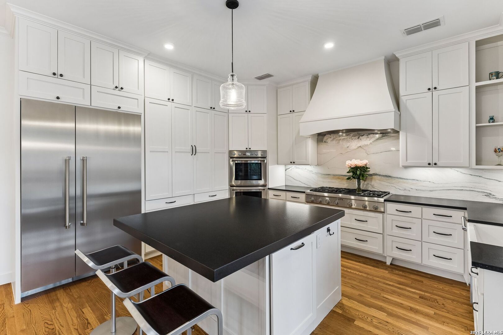 223 Cloverleaf Ave, Alamoheights, TX 78209
