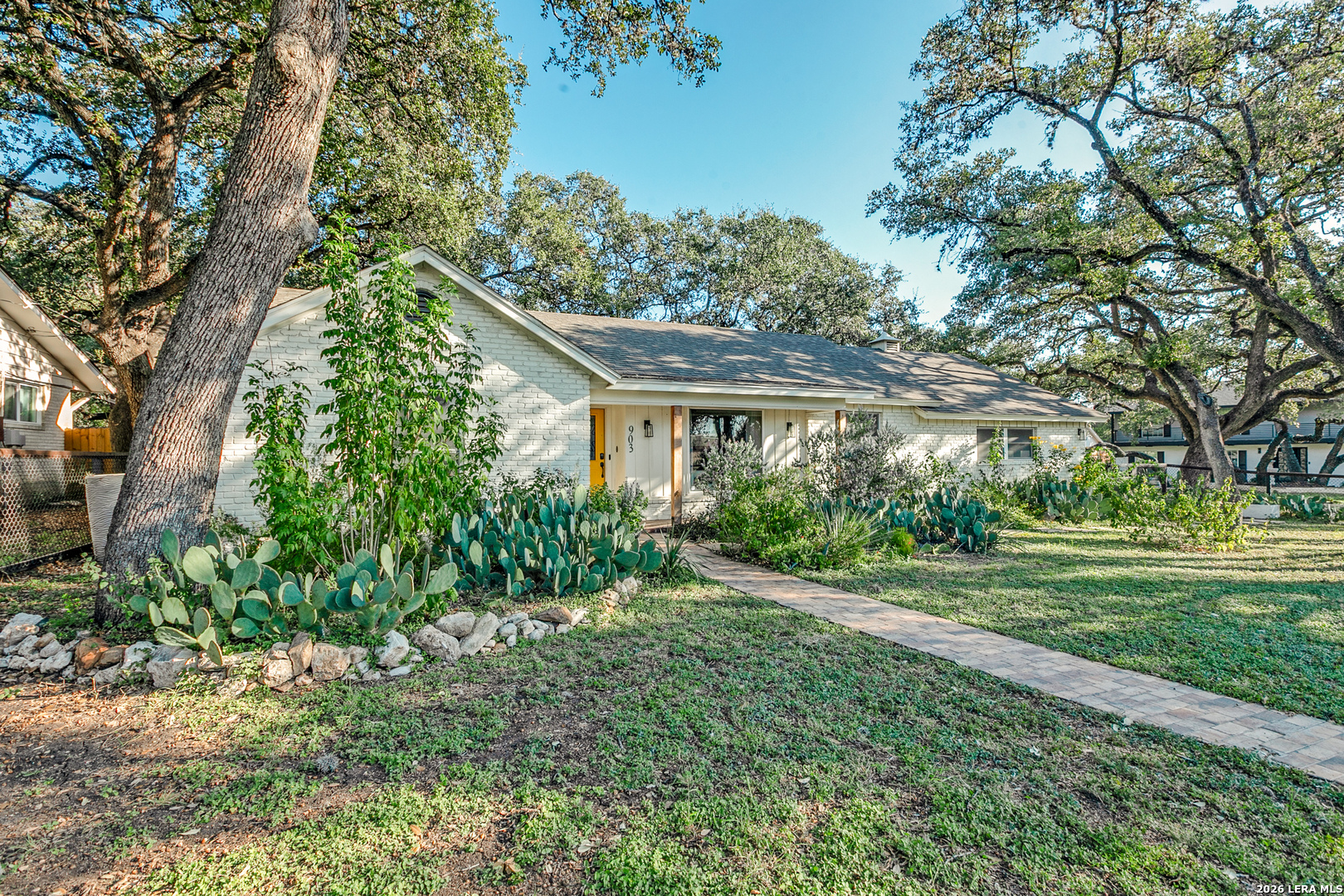 903 Mount Perkins, San Antonio, TX 78213