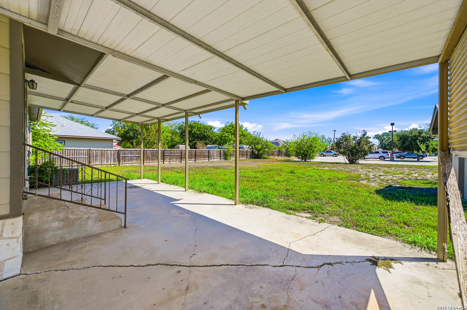 912 HOUSTON ST, Castroville, TX 78009