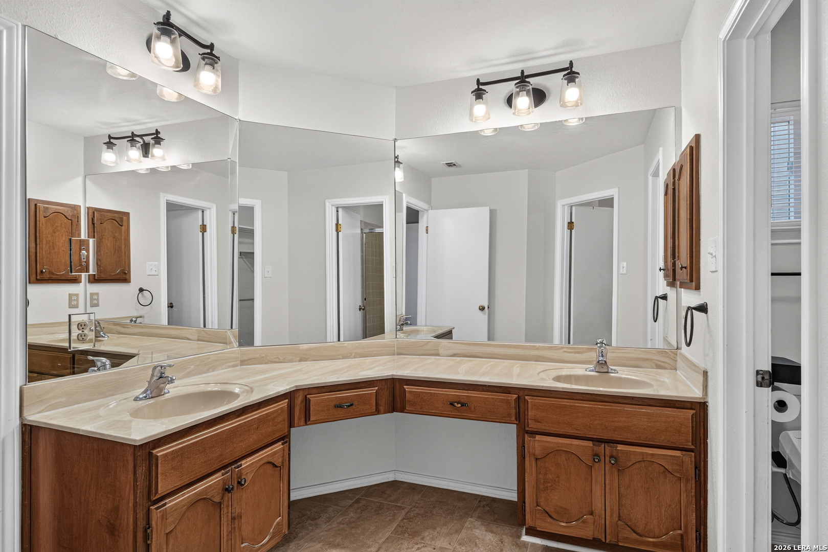 2119 OAK RNCH, San Antonio, TX 78259