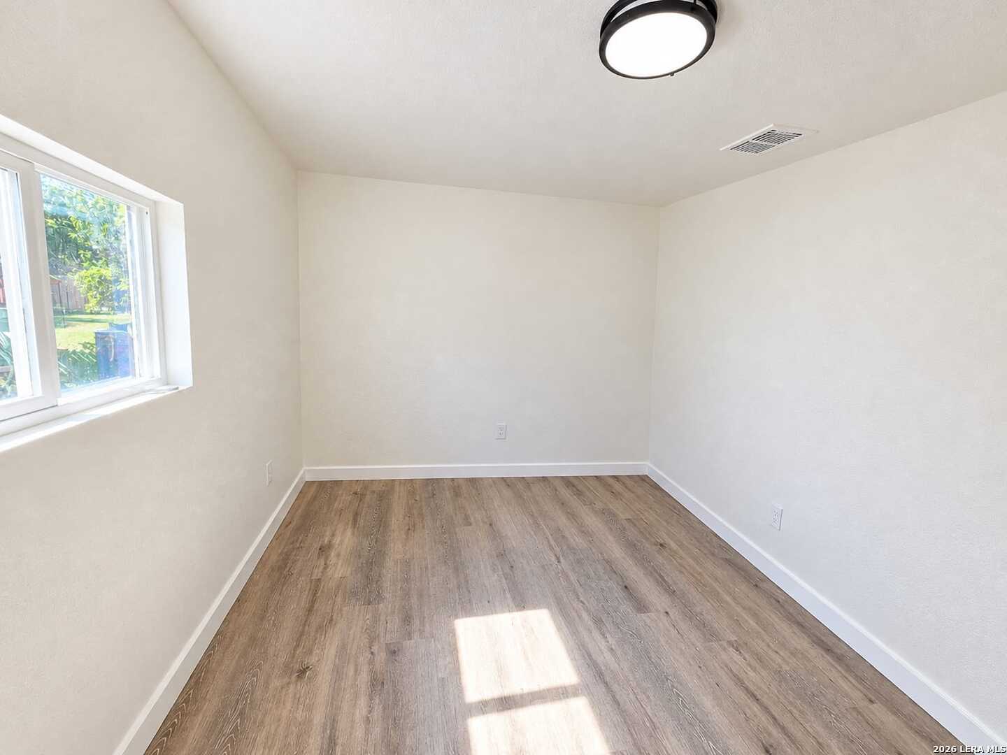 3366 W WOODLAWN AVE, San Antonio, TX 78228