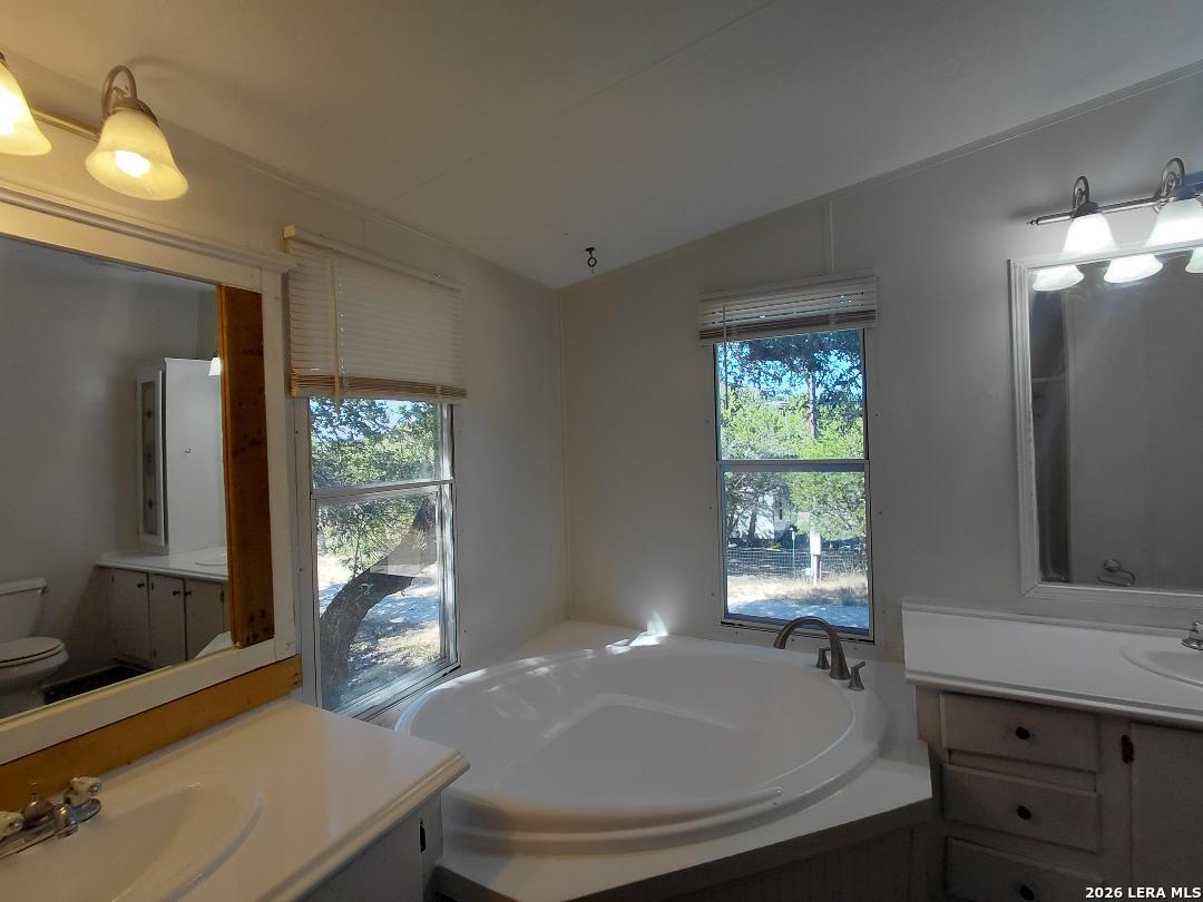 1238 Qappuella, Canyon Lake, TX 78133