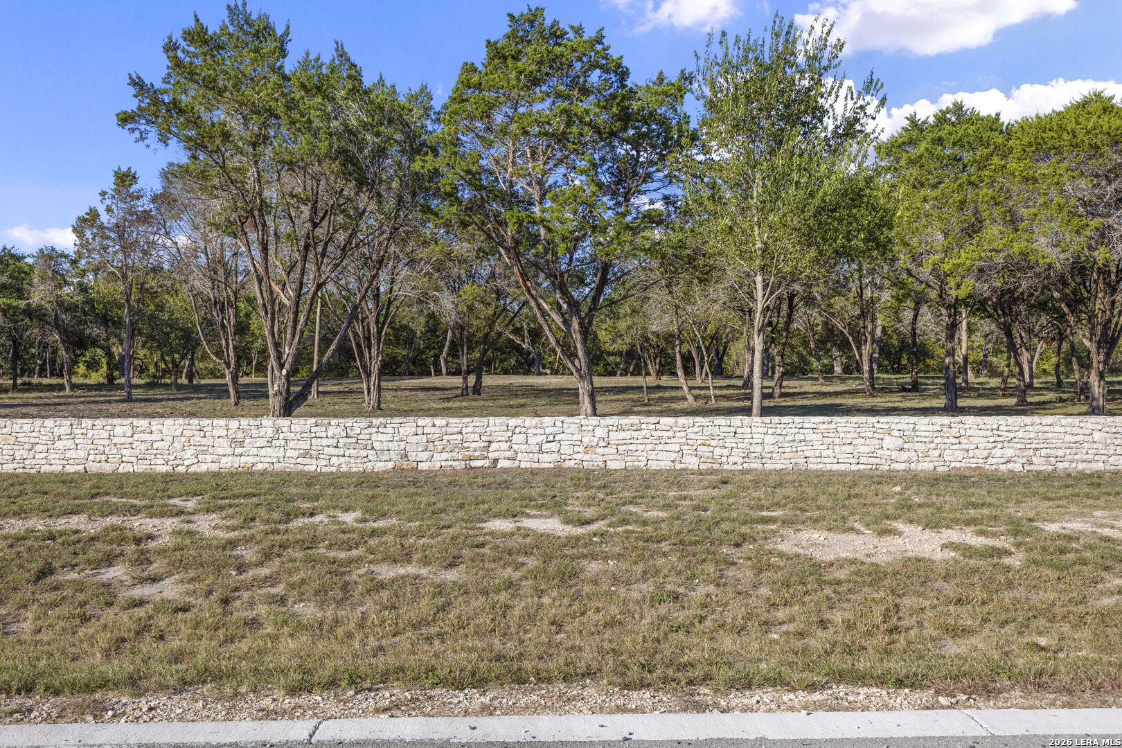 304 RIVERFRONT DR, New Braunfels, TX 78132