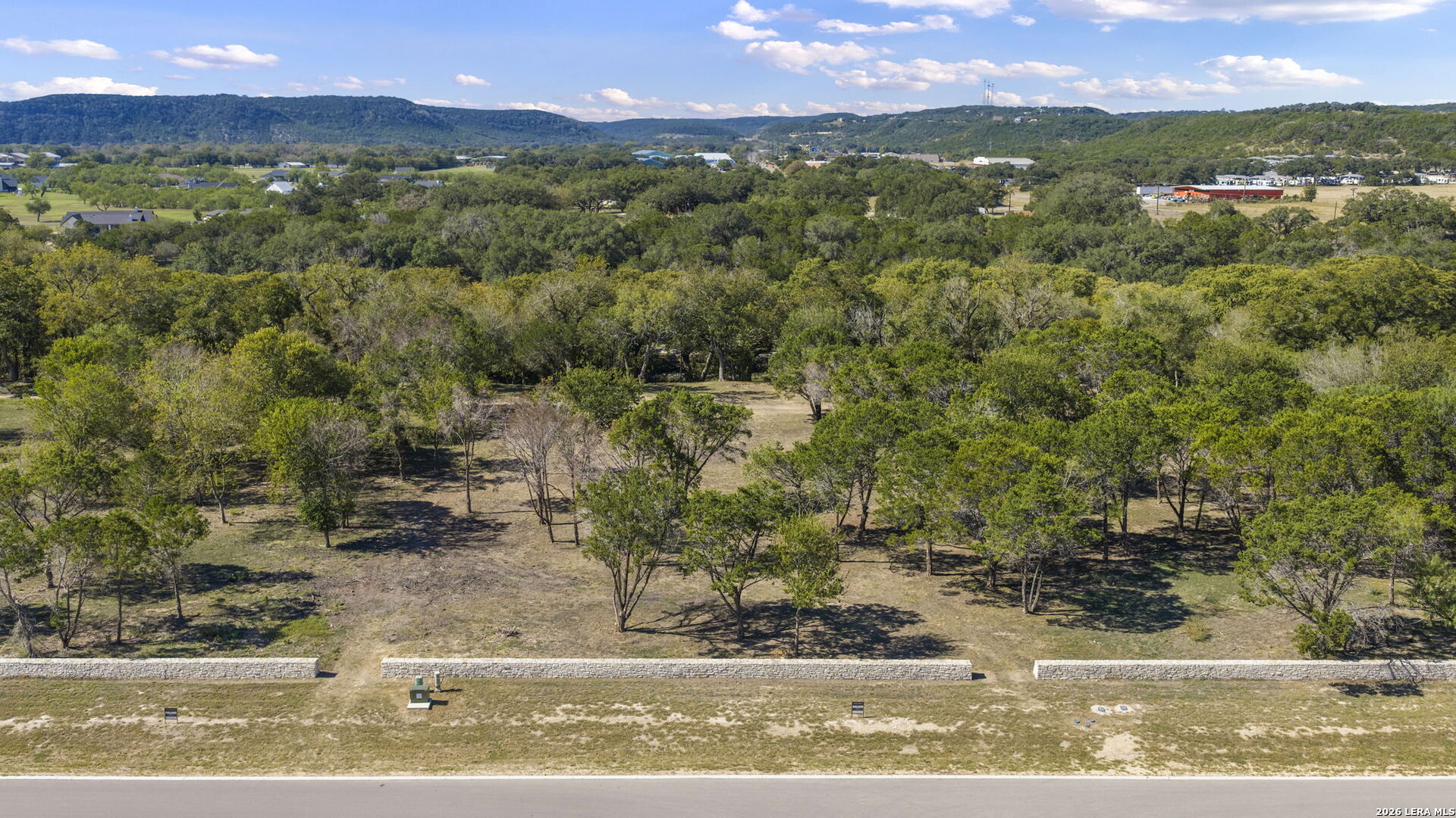 304 RIVERFRONT DR, New Braunfels, TX 78132