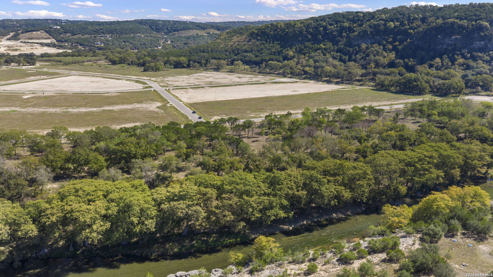 304 RIVERFRONT DR, New Braunfels, TX 78132