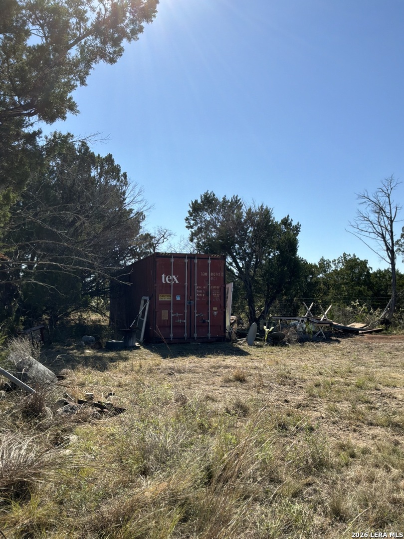 356 PHYLISS DR, Bandera, TX 78003