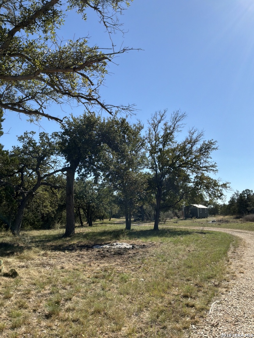 356 PHYLISS DR, Bandera, TX 78003