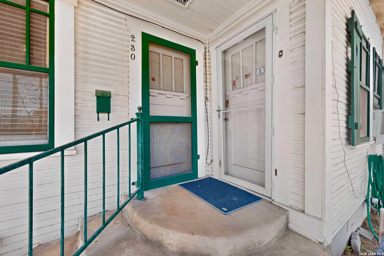 230 W High Ave., San Antonio, TX 78210