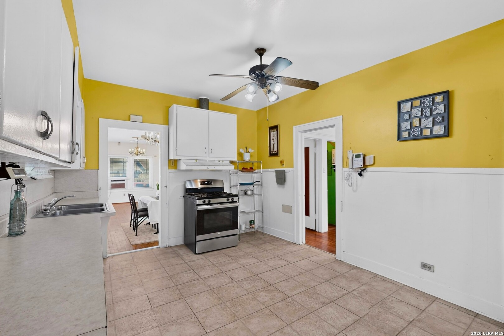 230 W High Ave., San Antonio, TX 78210