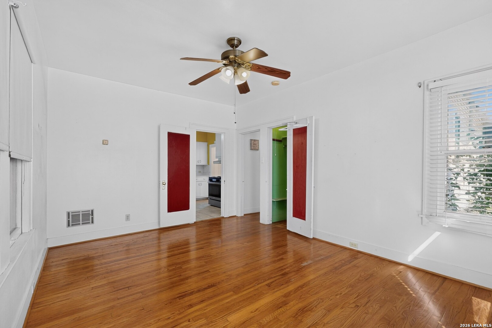 230 W High Ave., San Antonio, TX 78210