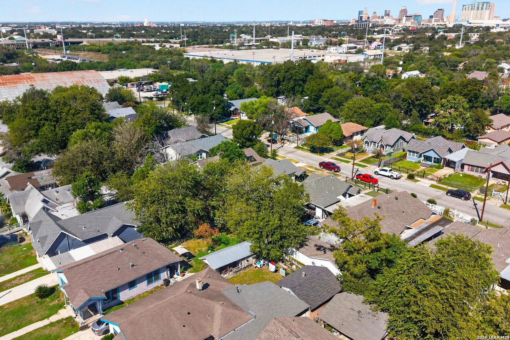 230 W High Ave., San Antonio, TX 78210