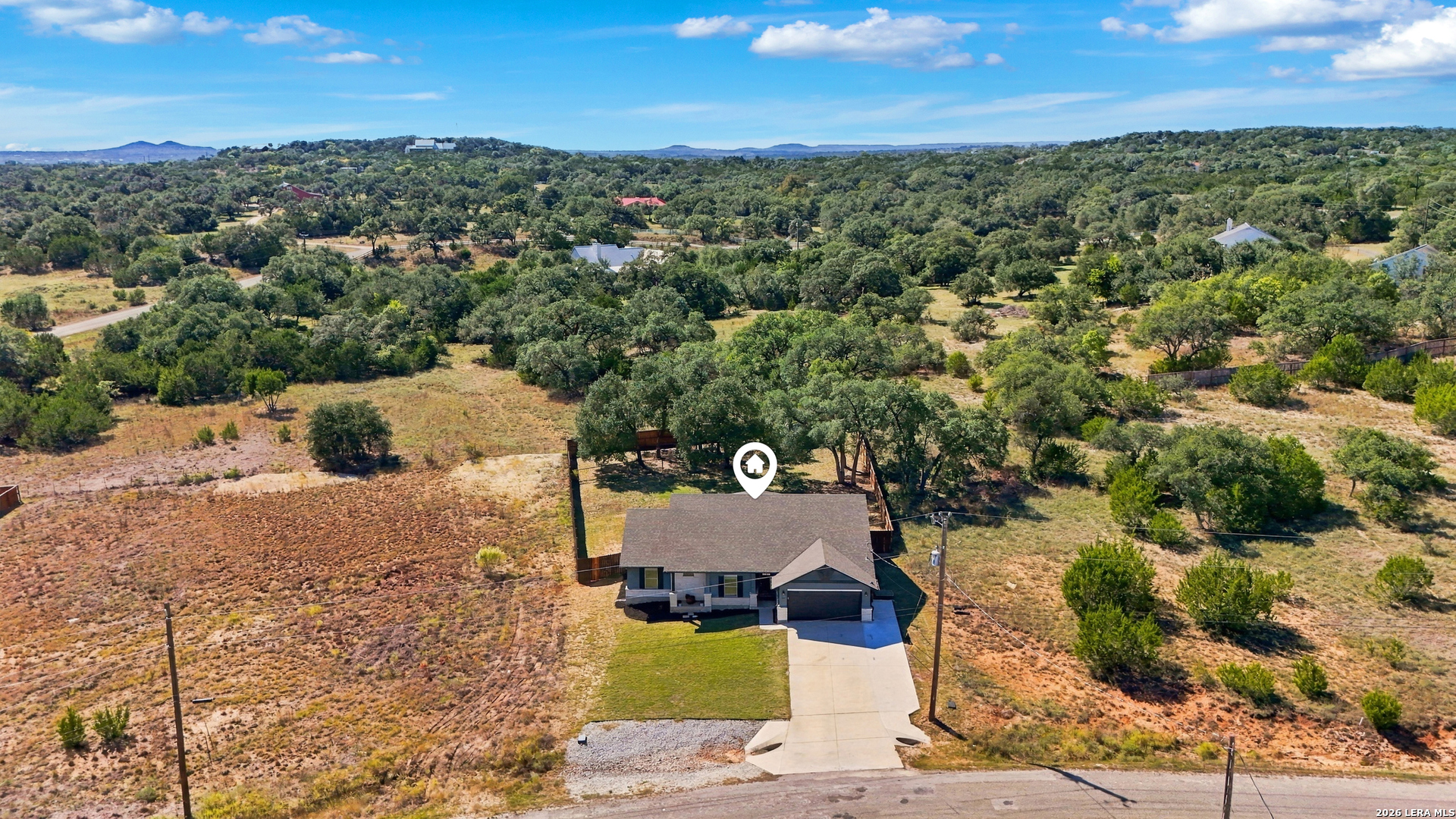 118 PETER KLEID LOOP, Blanco, TX 78606