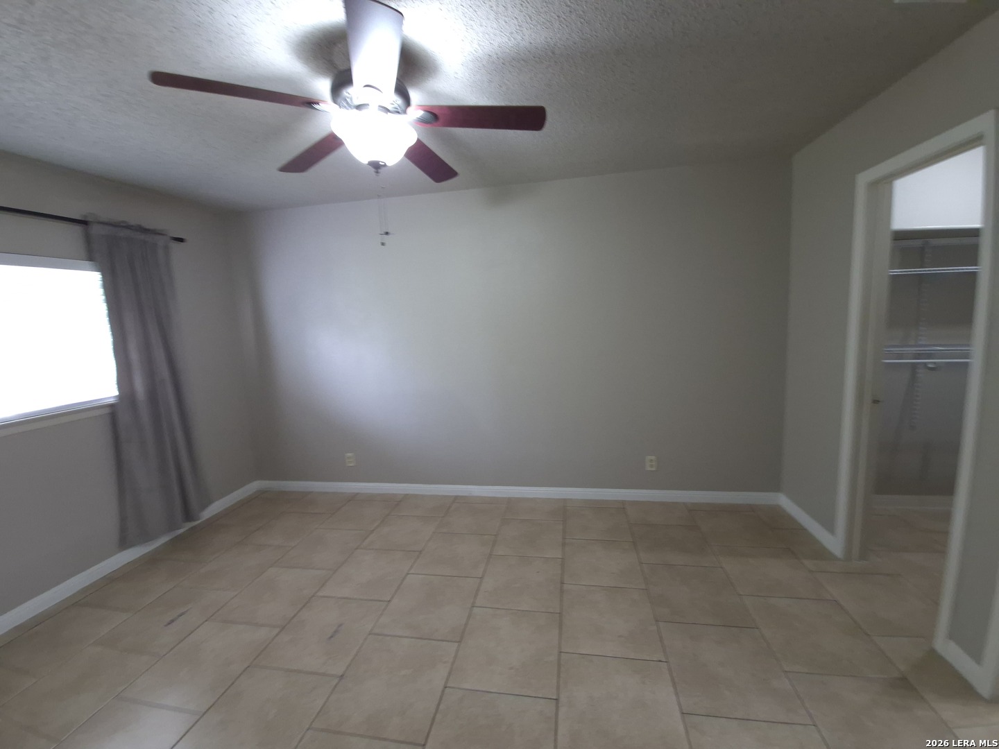 6818 EDEN GROVE DR, Converse, TX 78109