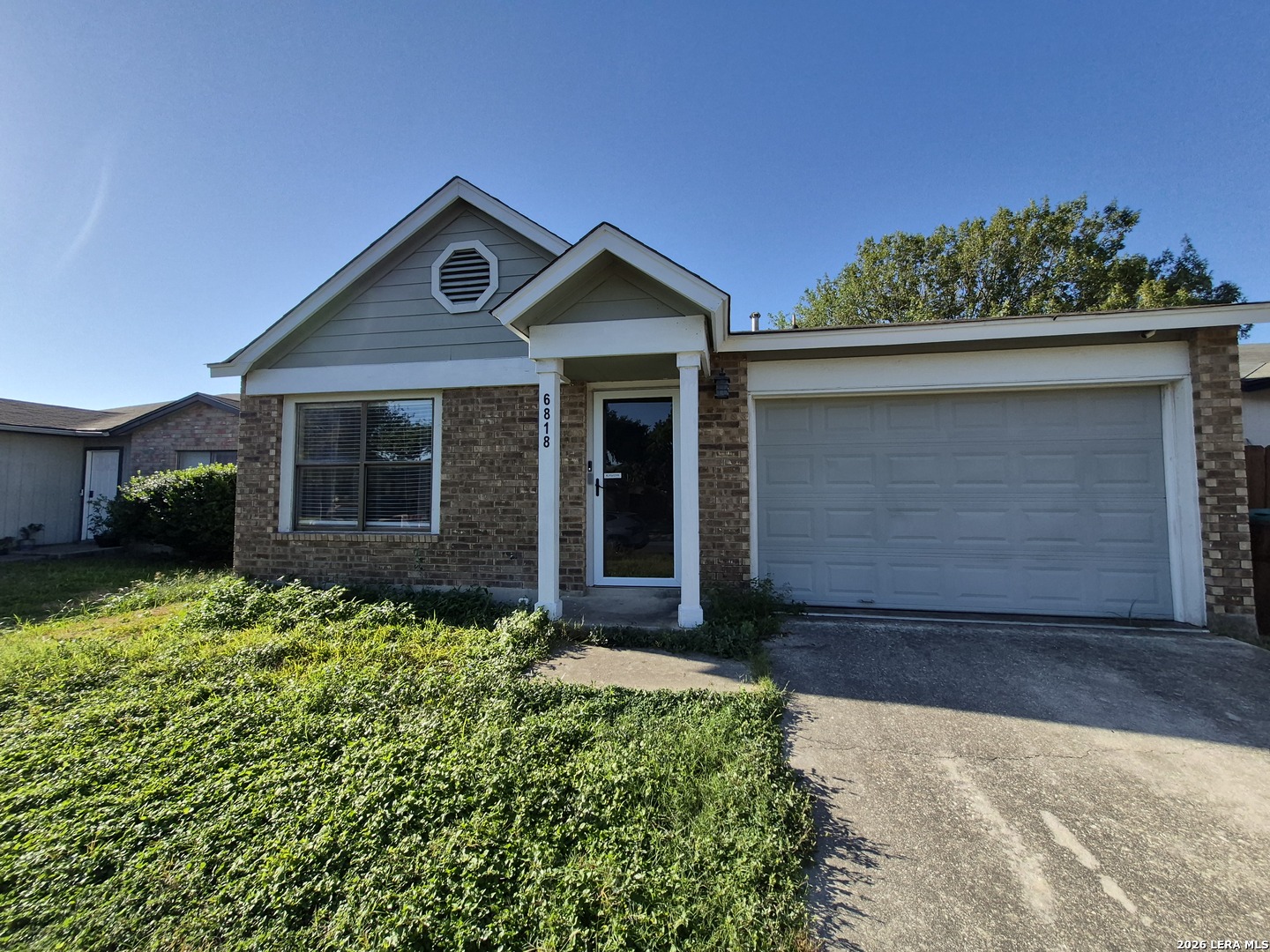 6818 EDEN GROVE DR, Converse, TX 78109