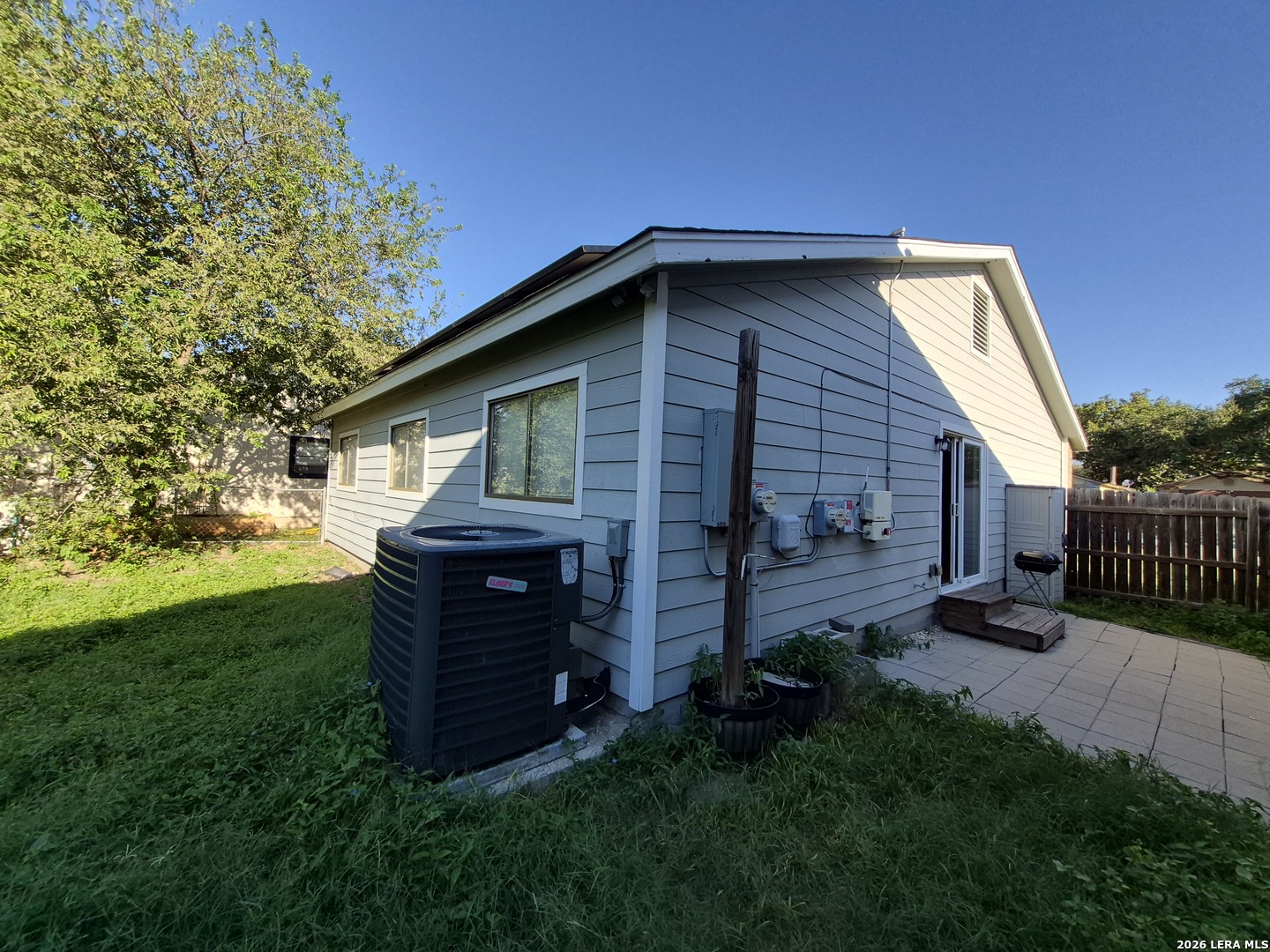 6818 EDEN GROVE DR, Converse, TX 78109