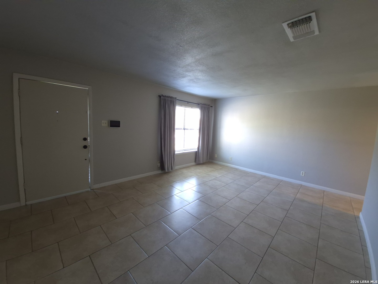 6818 EDEN GROVE DR, Converse, TX 78109