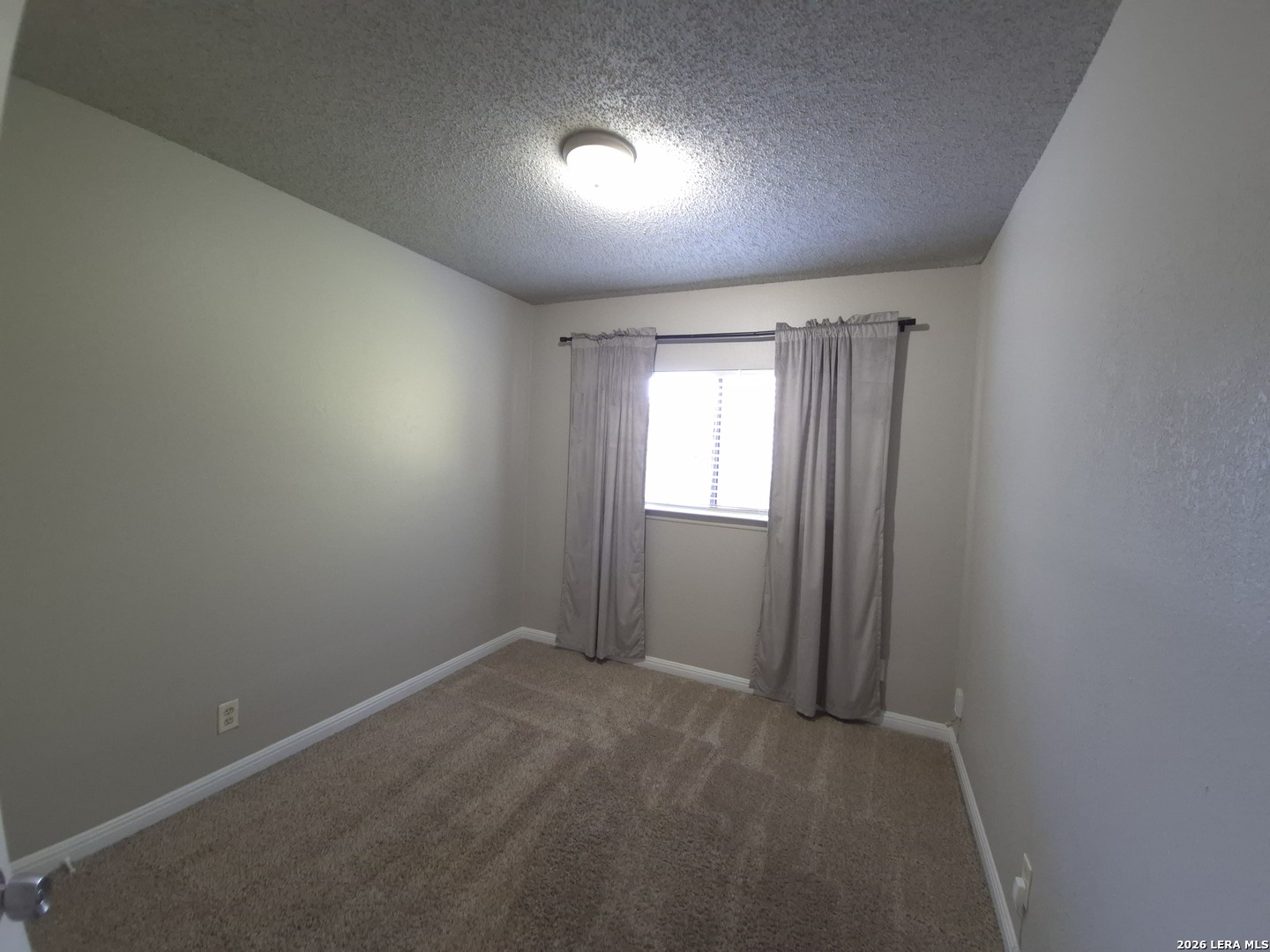 6818 EDEN GROVE DR, Converse, TX 78109