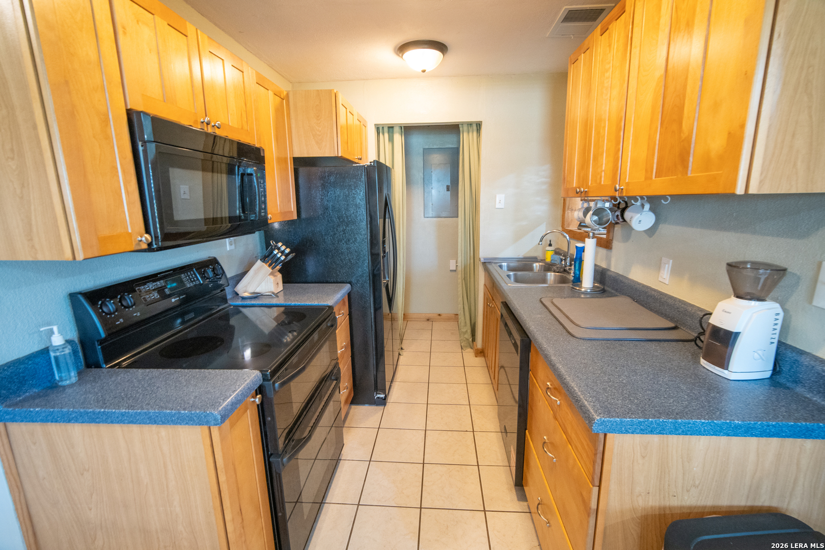 2089 CR 145, Alice, TX 78332