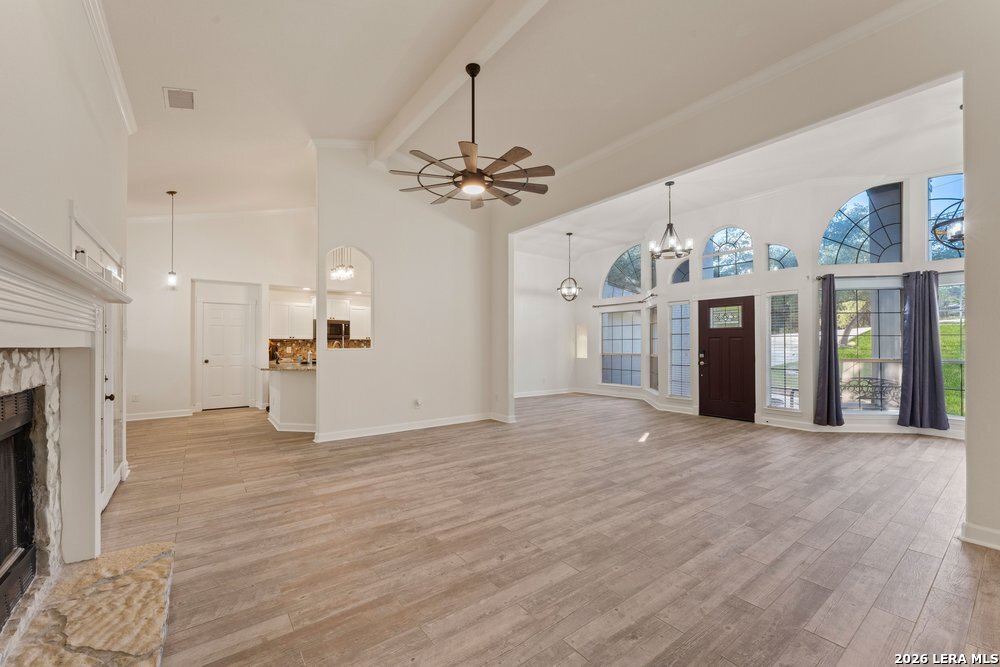 1122 Midnight Drive, San Antonio, TX 78260
