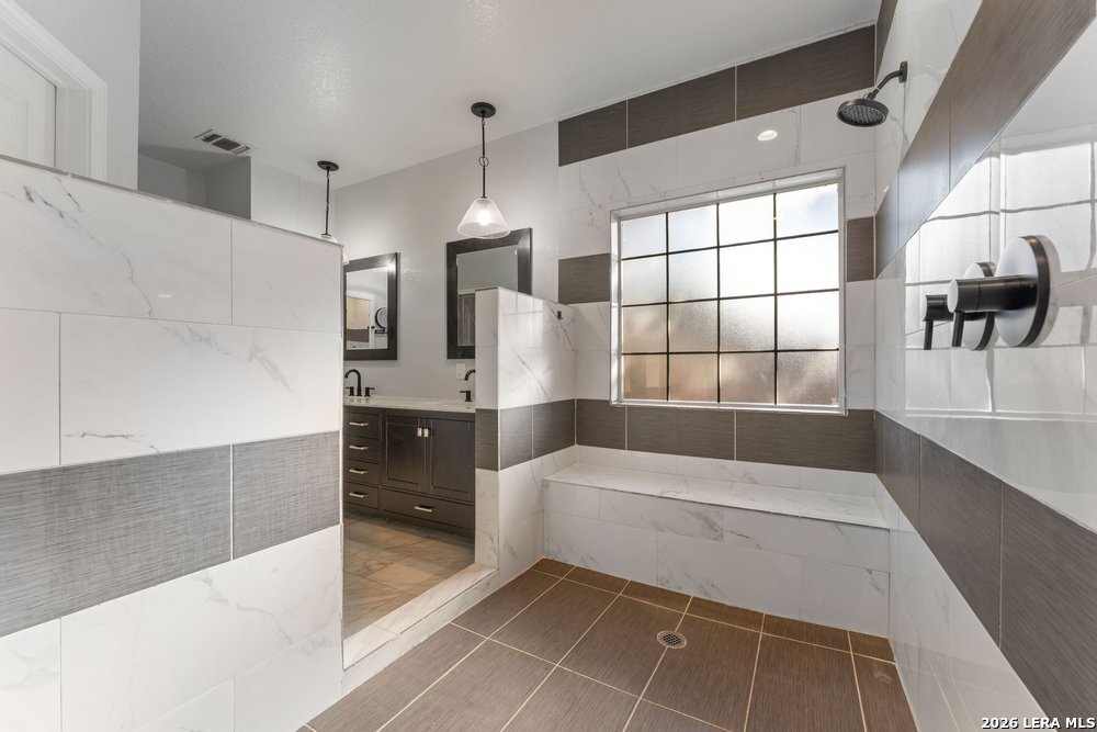 1122 Midnight Drive, San Antonio, TX 78260