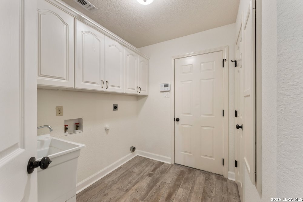 1122 Midnight Drive, San Antonio, TX 78260