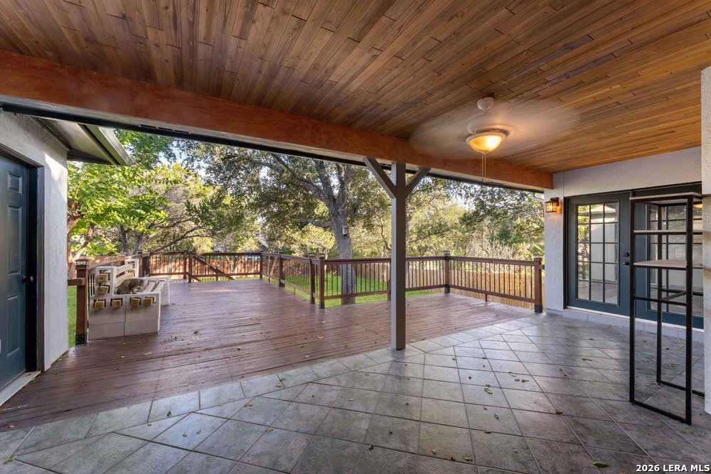 1122 Midnight Drive, San Antonio, TX 78260