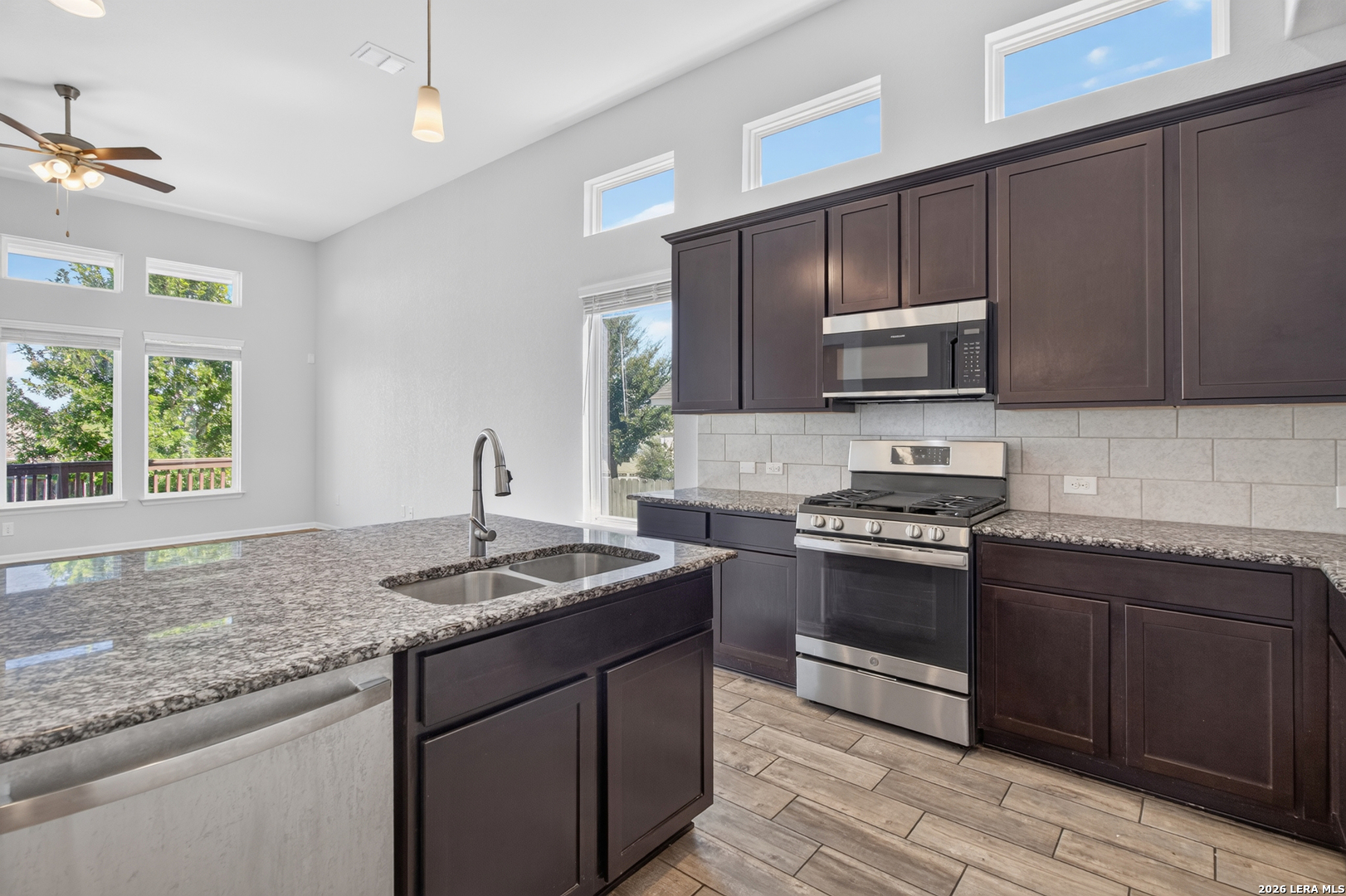 7012 Oldham, Schertz, TX 78108