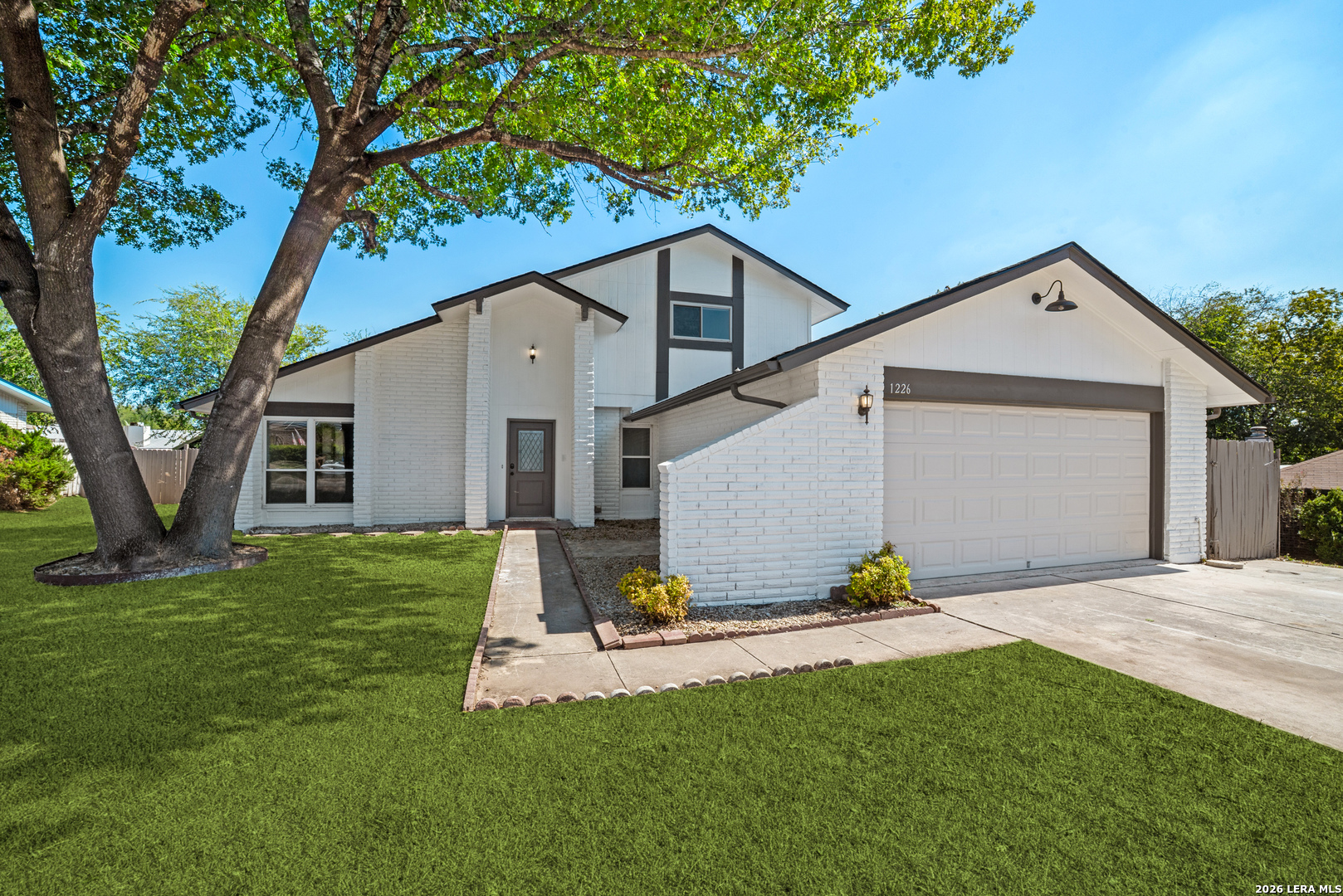 1226 HAYLOFT LN, San Antonio, TX 78245