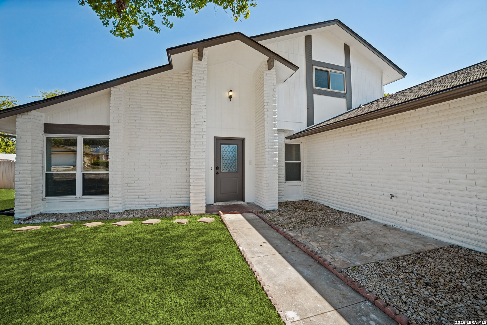 1226 HAYLOFT LN, San Antonio, TX 78245