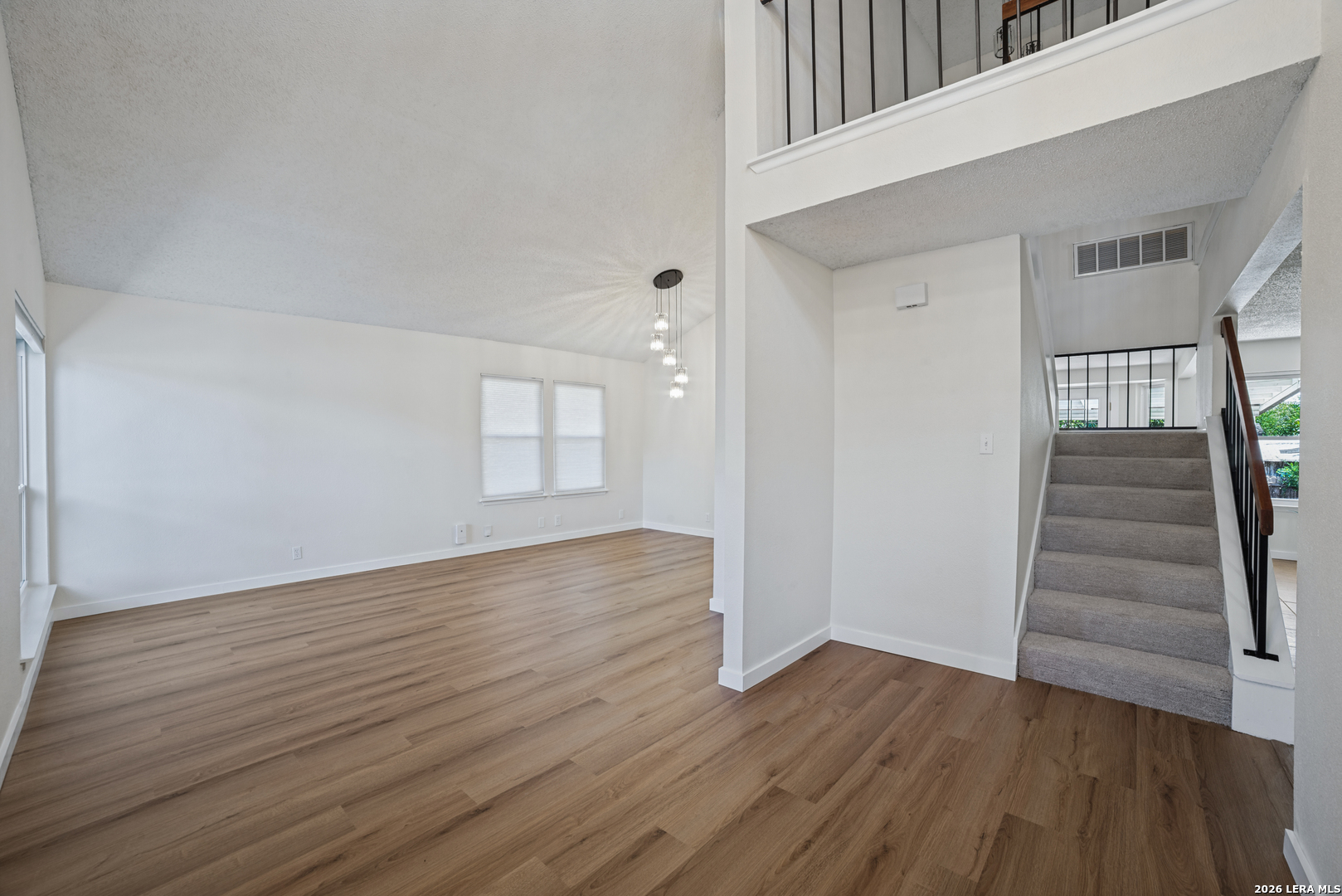 1226 HAYLOFT LN, San Antonio, TX 78245