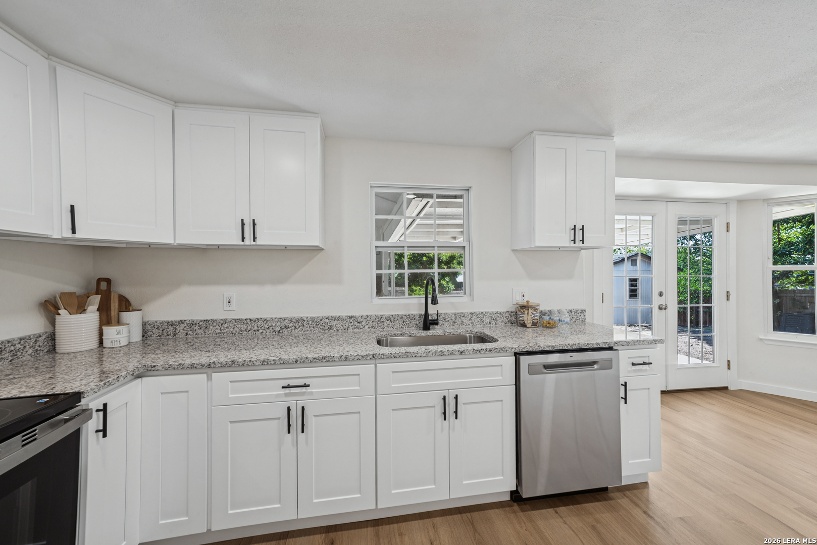 1226 HAYLOFT LN, San Antonio, TX 78245
