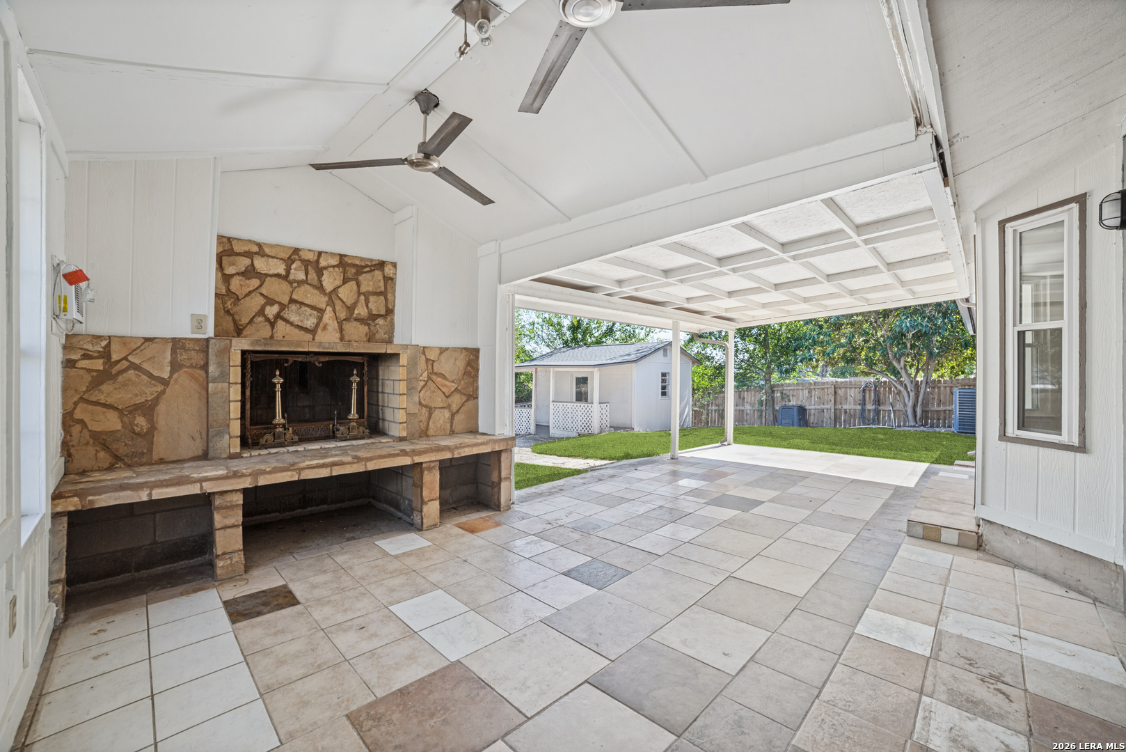 1226 HAYLOFT LN, San Antonio, TX 78245