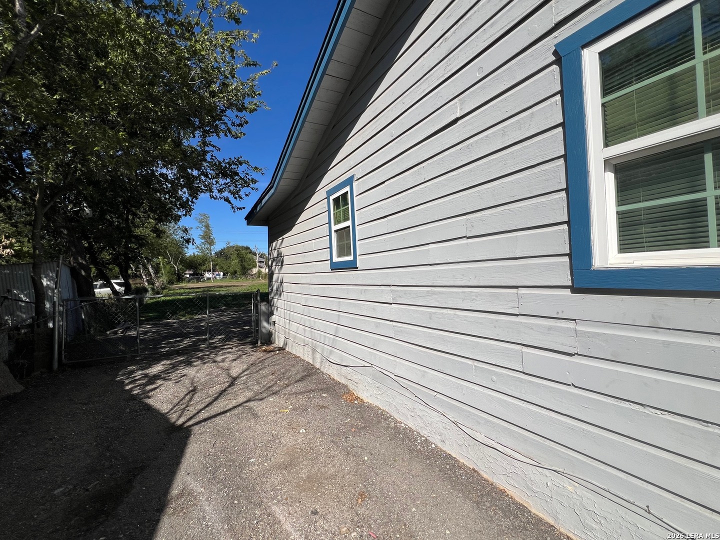 511 W Mayfield Blvd, San Antonio, TX 78211